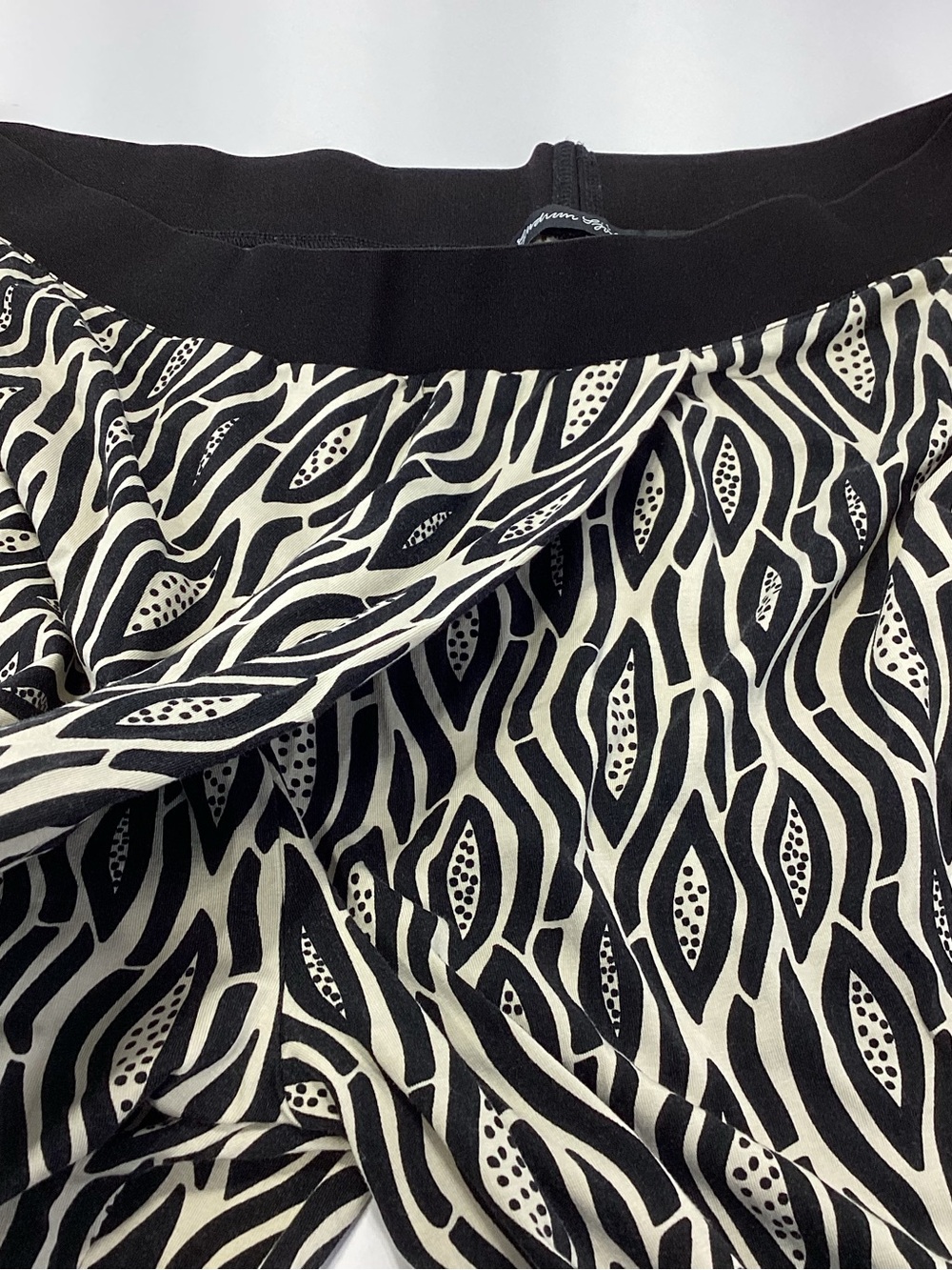 Gudrun Sjoden Pull On Flow Pants Black & Cream Patterned Wide-Leg Cross Front XL - Picture 2 of 10